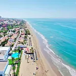 1081 Beachfront Penthouse Jacuzzi Roofterace Lounge Wifi