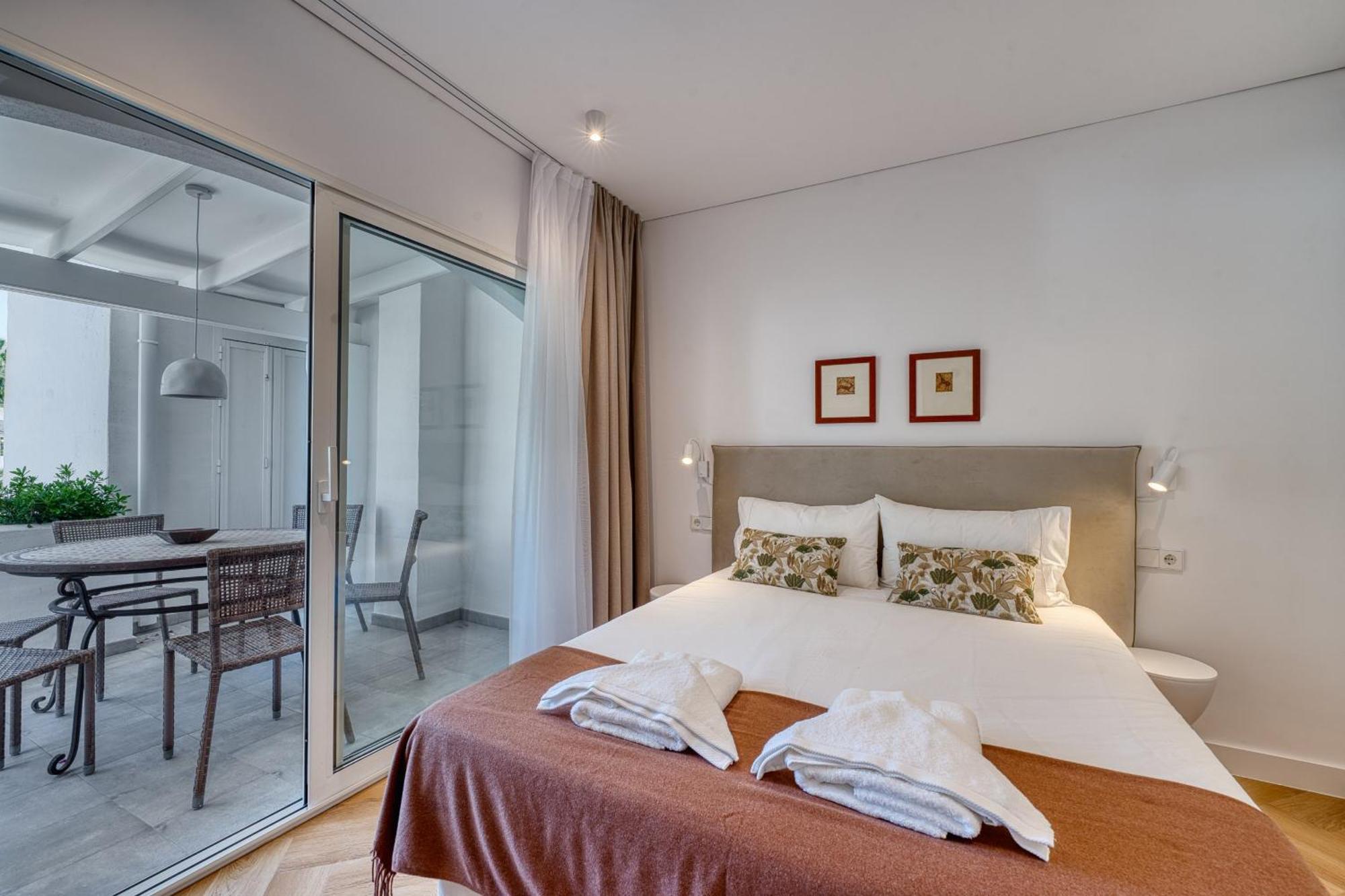 1081 Beachfront Penthouse Jacuzzi Roofterace Lounge Wifi Marbella