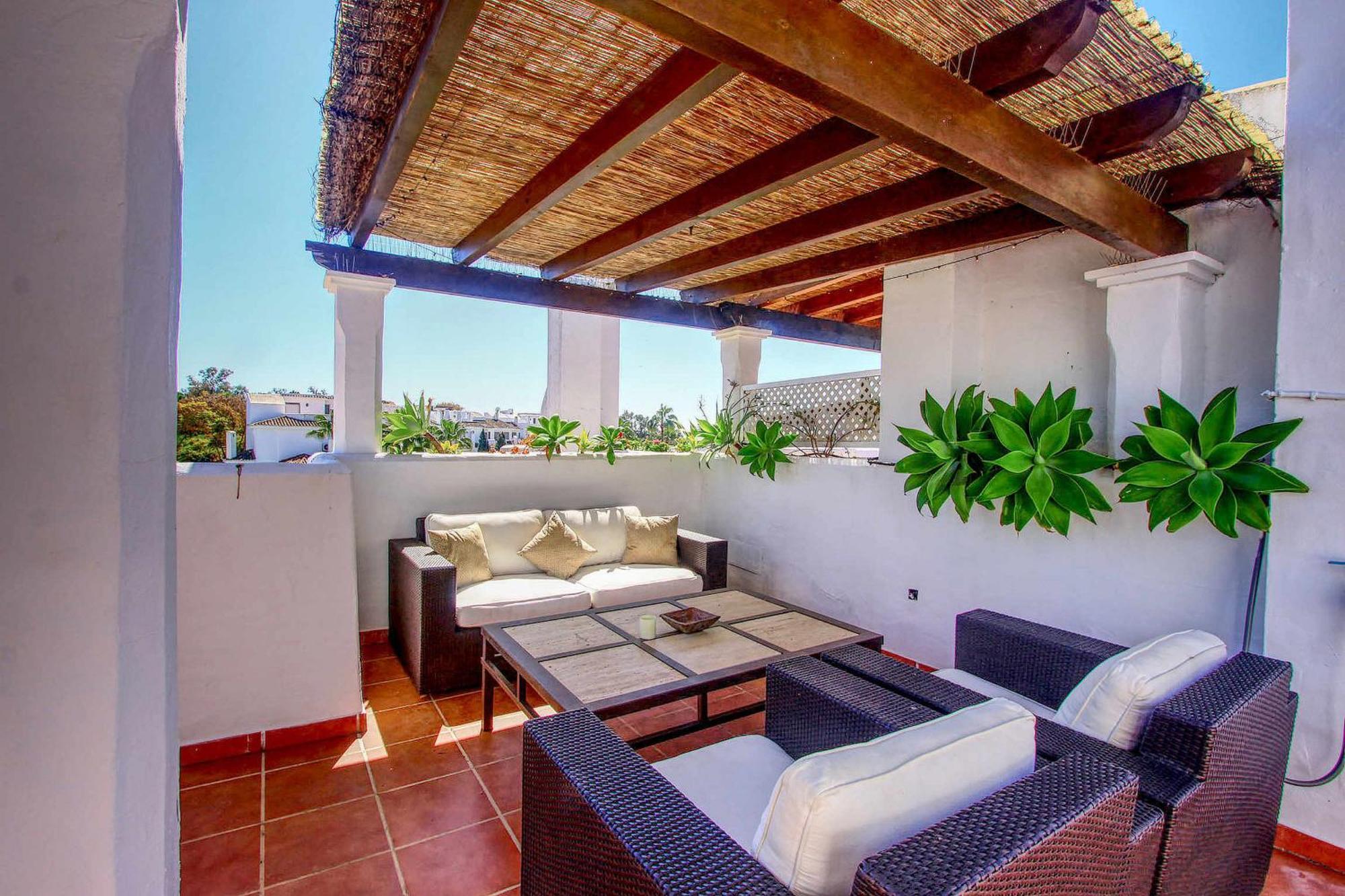 Apartment 1081 Beachfront Penthouse Jacuzzi Roofterace Lounge Wifi Marbella