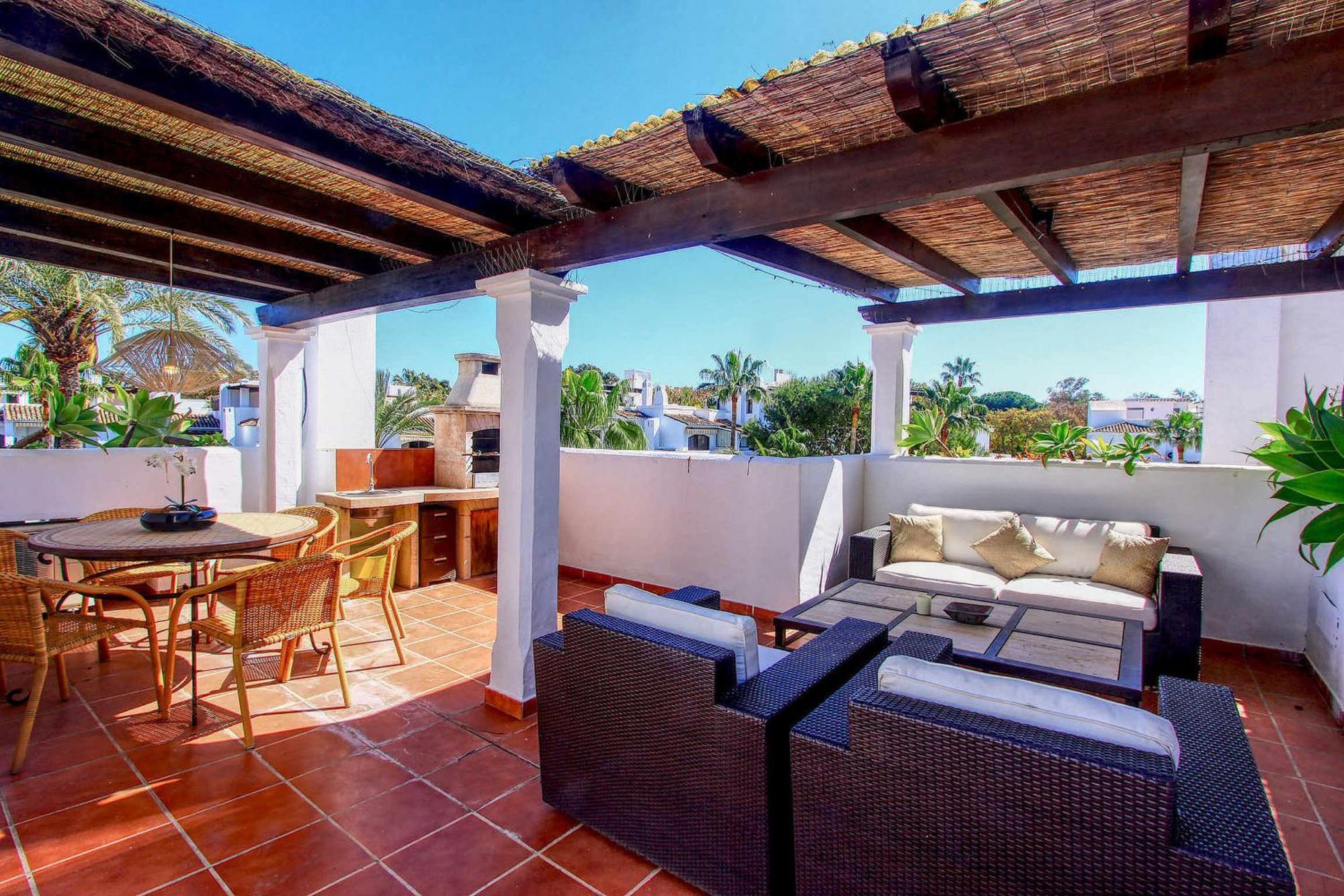 Apartment 1081 Beachfront Penthouse Jacuzzi Roofterace Lounge Wifi